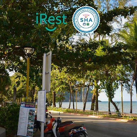 Irest Ao Nang Seafront Vandrarhem Exteriör bild