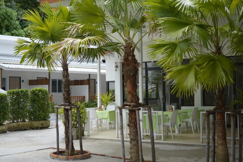 Irest Ao Nang Seafront Vandrarhem Exteriör bild